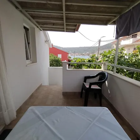 Gemuetliche Dobrisa 2 Apartamento