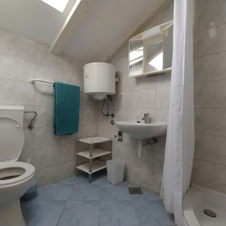 Gemuetliche Dobrisa 2 * Vinisce